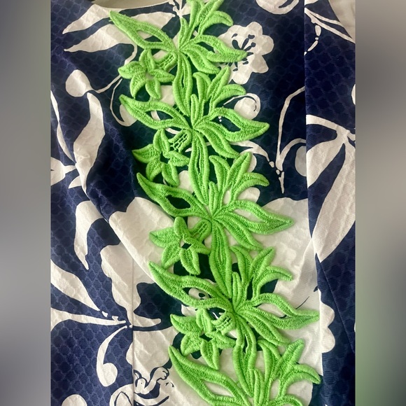 Size 2 Lilly Pulitzer Shift Dress - Picture 4 of 5